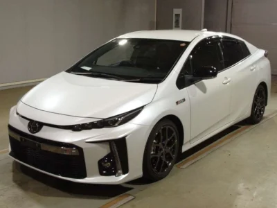 Toyota Prius PHV