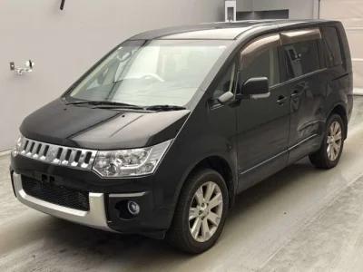 Mitsubishi DELICA D5