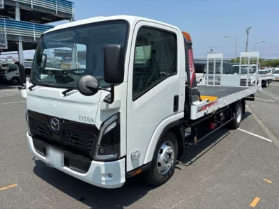 Mazda TITAN
