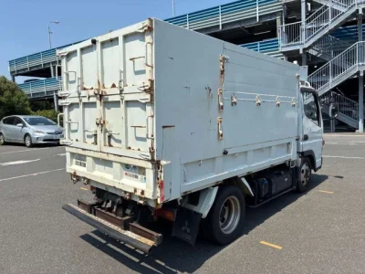 Mitsubishi Fuso Canter