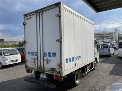 Isuzu Elf