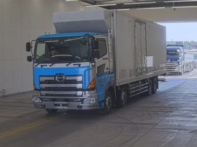 Hino PROFIA