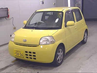 Daihatsu Esse