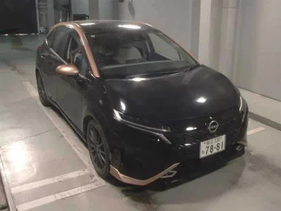 Nissan AURA