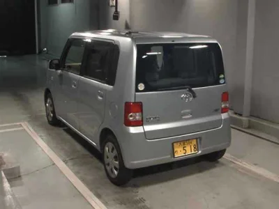 Toyota Pixis Space