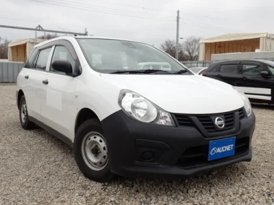 Nissan AD