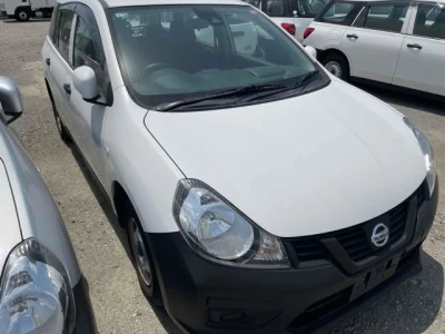 Nissan AD