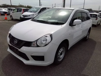 Nissan AD