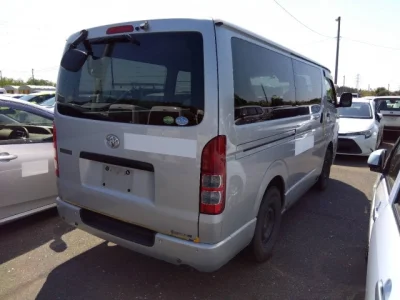 Toyota HiAce Van