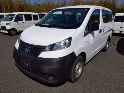 Mitsubishi DELICA