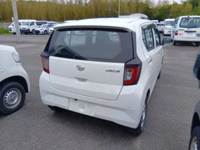 Daihatsu MIRA E S