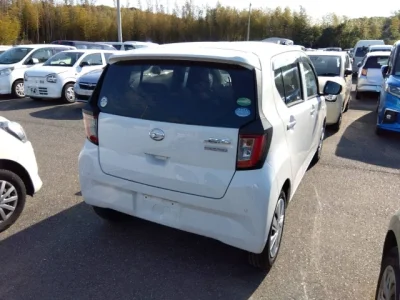 Daihatsu MIRA E S