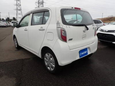 Daihatsu MIRA E S