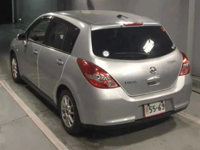 Nissan TIIDA
