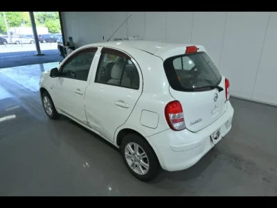 Nissan March