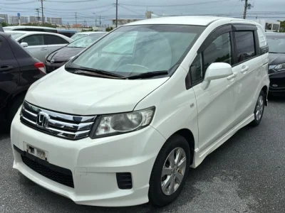 Honda Freed Spike