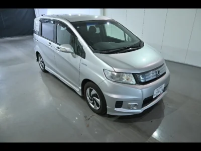 Honda Freed Spike