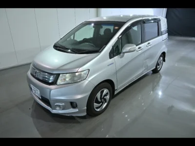 Honda Freed Spike