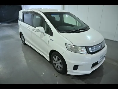 Honda Freed Spike