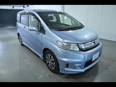 Honda Freed Spike