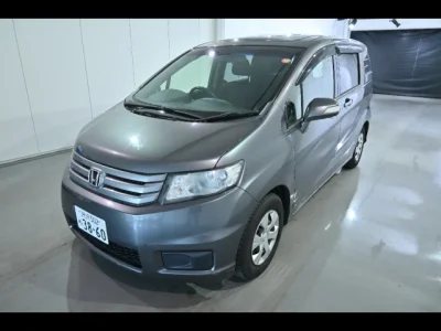 Honda Freed Spike