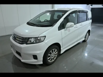 Honda Freed Spike