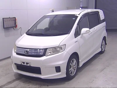 Honda Freed Spike