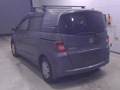 Honda Freed Spike