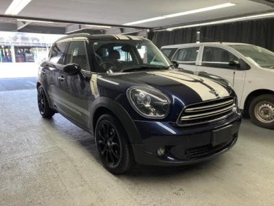 MINI Crossover