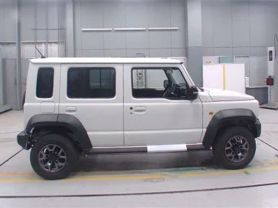 Suzuki JIMNY NOMADE