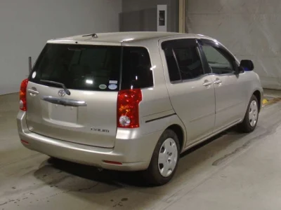 Toyota Raum