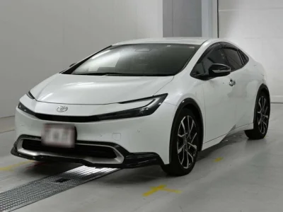 Toyota Prius PHV