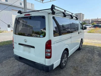 Toyota HiAce Van