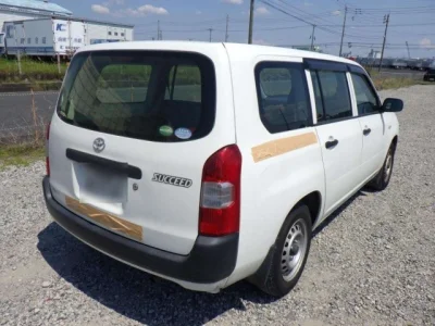 Toyota Succeed
