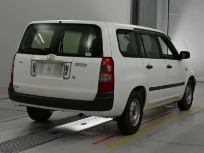 Toyota Succeed