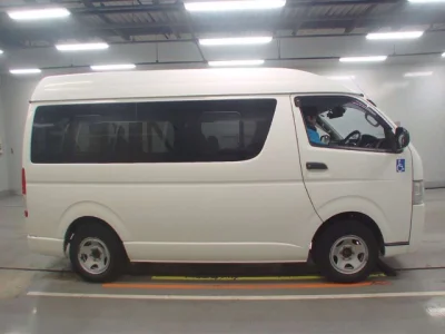 Toyota RegiusAce