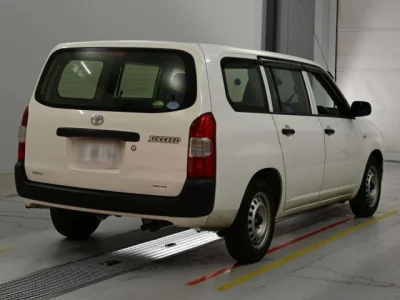 Toyota Succeed