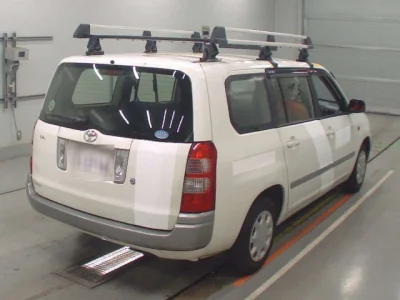 Toyota Succeed