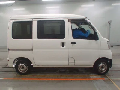 Toyota Pixis Van