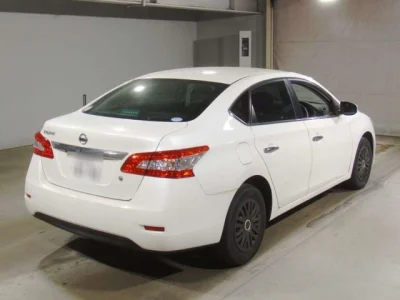 Nissan SYLPHY