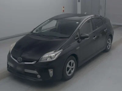 Toyota Prius PHV