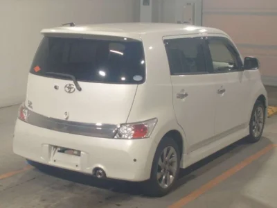 Toyota bB