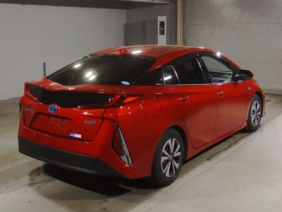 Toyota Prius PHV