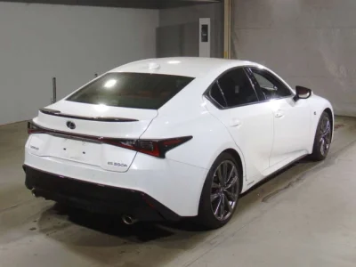 Lexus IS300h