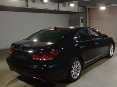 Lexus LS460L