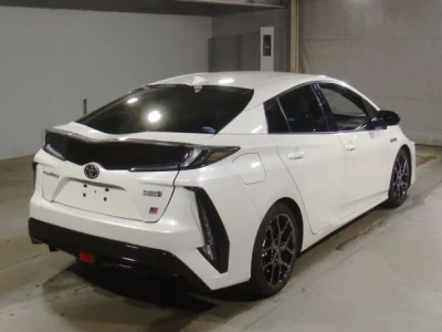 Toyota Prius PHV
