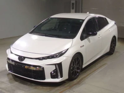 Toyota Prius PHV