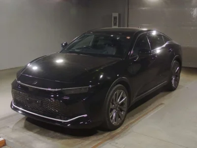 Toyota Crown Crossover