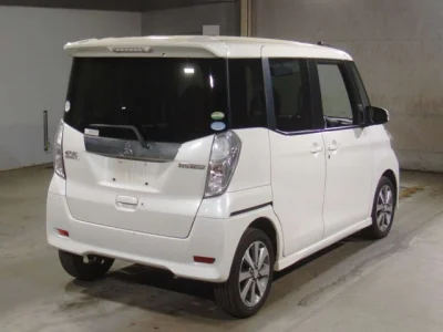 Mitsubishi EK X SPACE