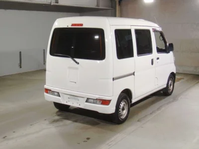 Toyota Pixis Van